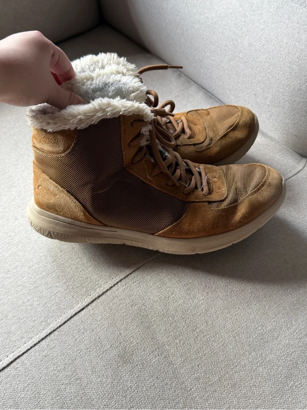 Skechers on the GO City Winter Boots - Picture 7 of 8